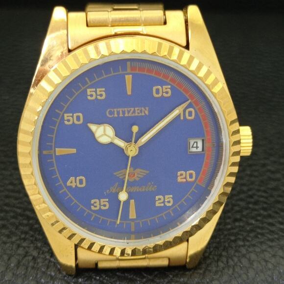 Vintage 1973 Citizen Automatic Mens Gold Watch W/daydate & Red accents - Picture 4 of 10